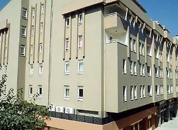 Hotel Akdas 3*